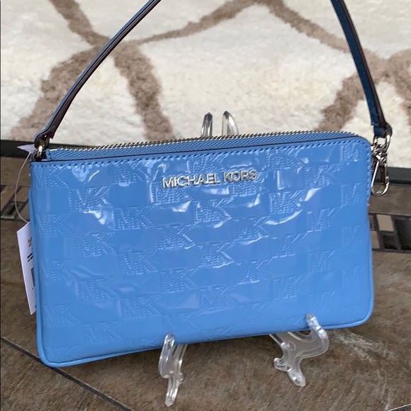 MICHAEL KORS JET SET ITEM LG GUSSET WRISTLET - Picture 10 of 16